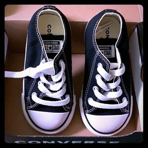 Converse Infant Toddler 7 Black New in Box